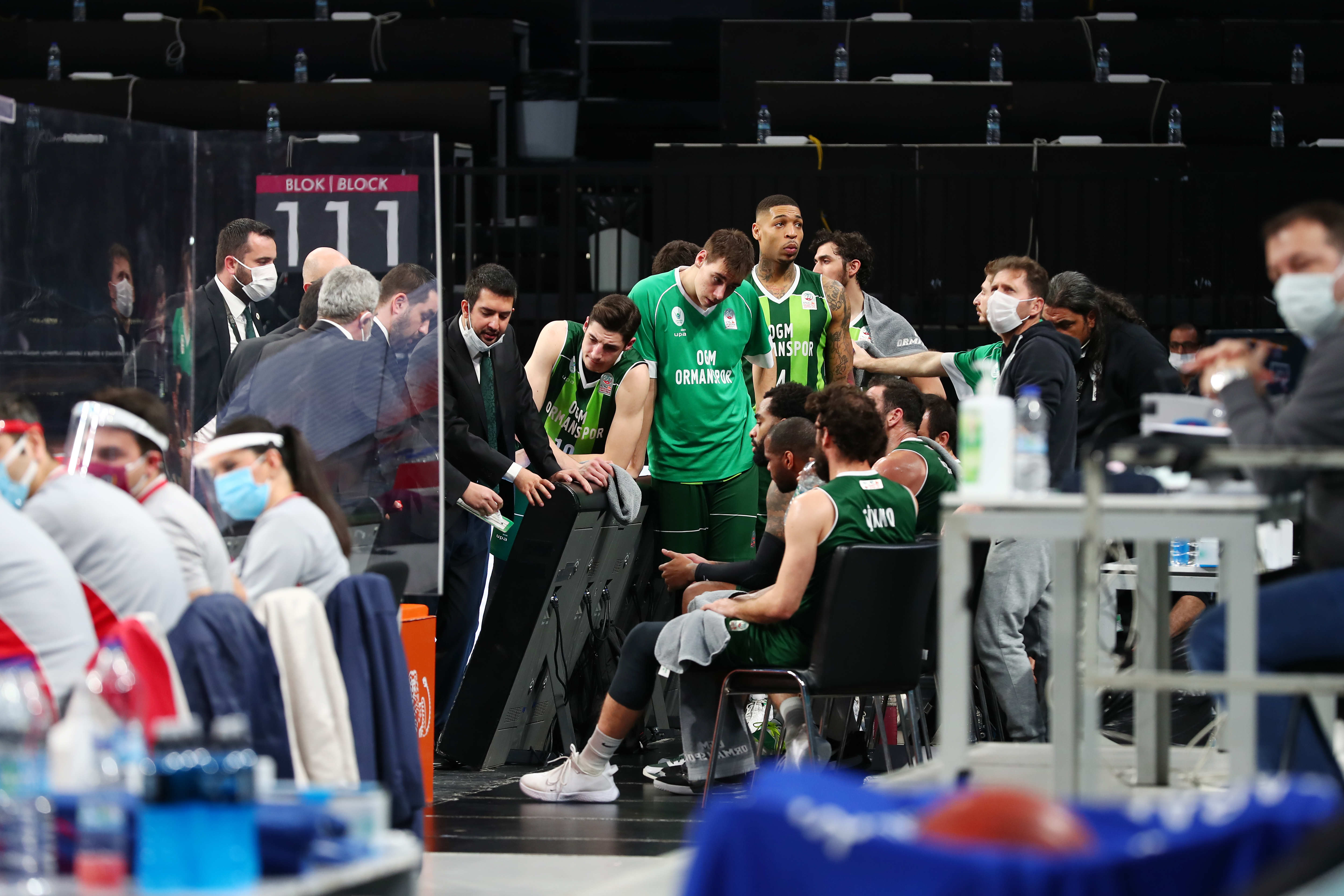 "ANADOLU EFES SK:95-OGM ORMANSPOR:75"
