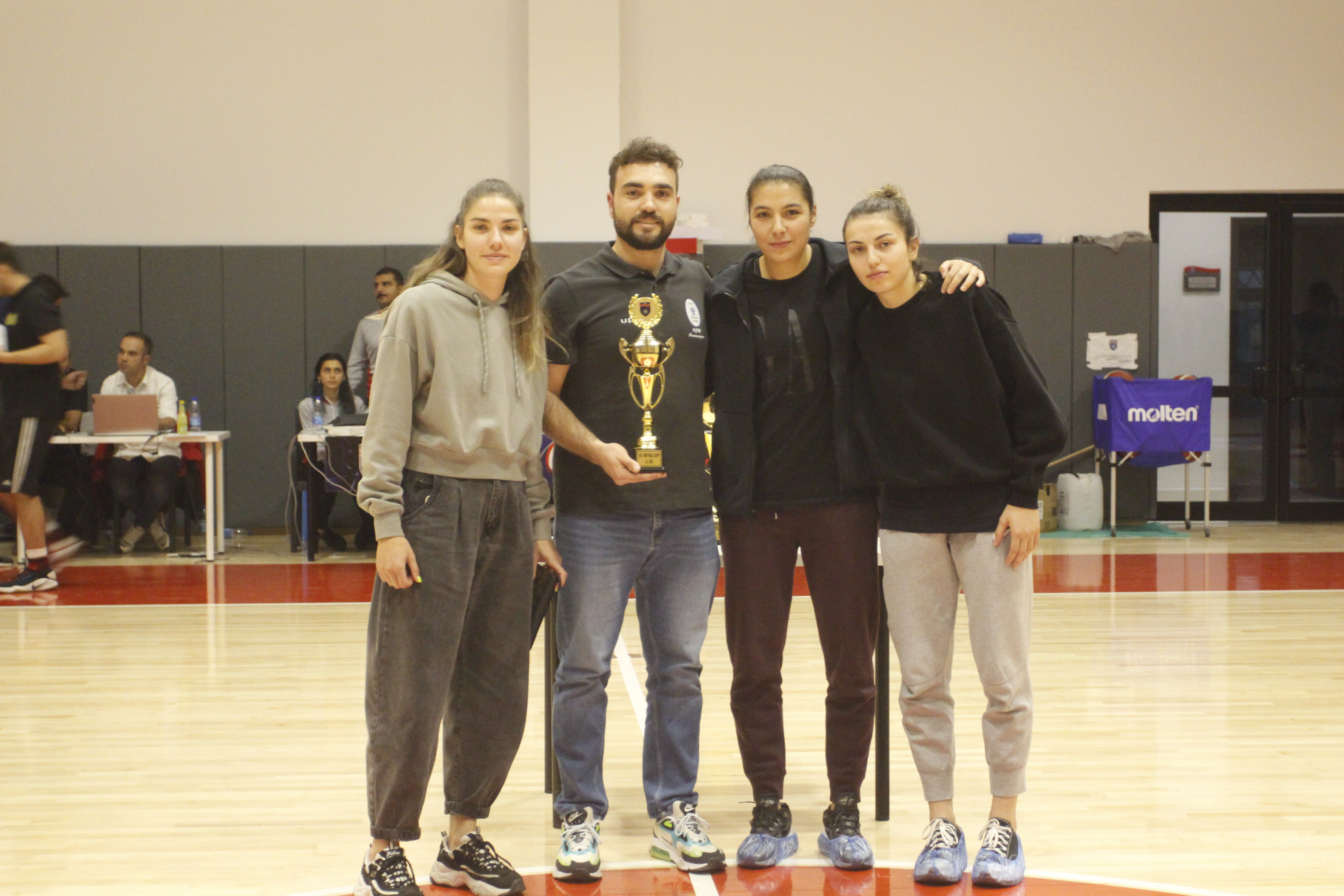 "KADIN A TAKIMIMIZ 19.BOTAŞ CUP 3.SÜ OLDU"