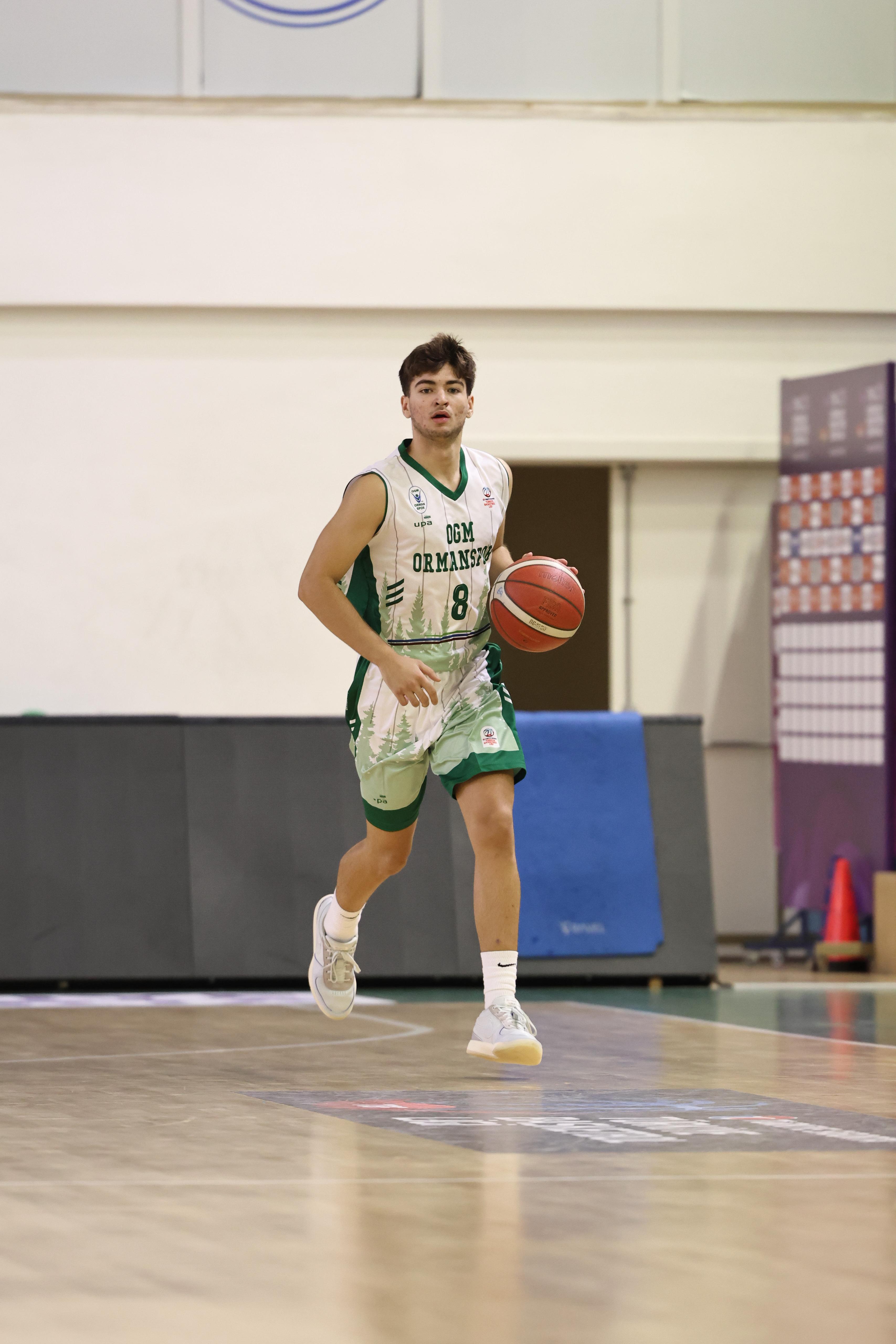 ARHAN BAYRAMLAR