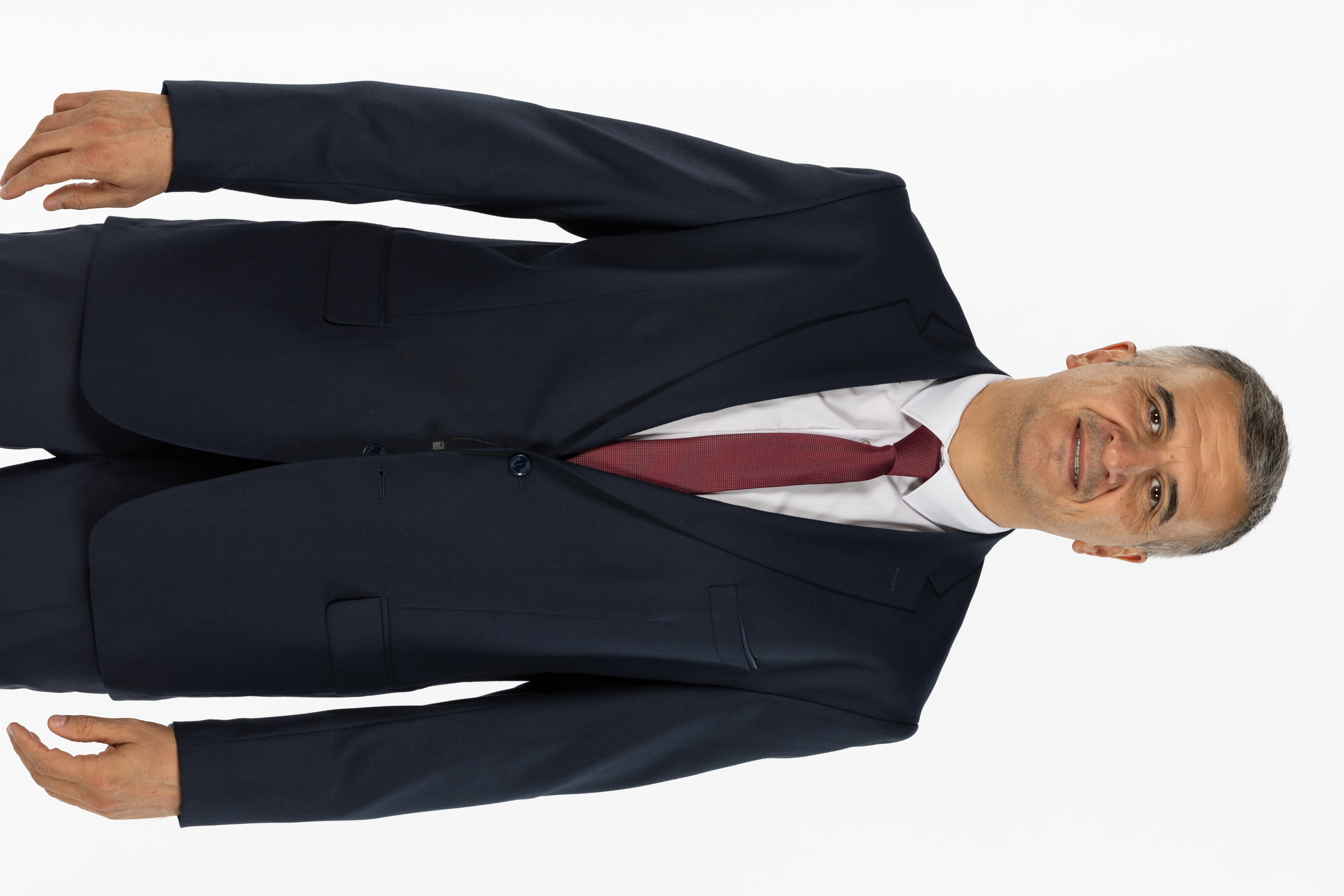 ÖZGÜR GÜVENÇ (Yrd.Antrenör)
